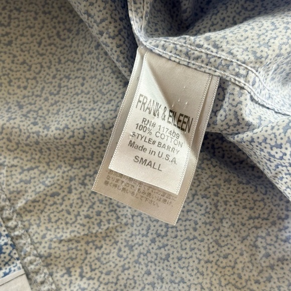FRANK AND EILEEN - Eileen buttondown - floral blouse, 100% Cotton Size S - Picture 7 of 7